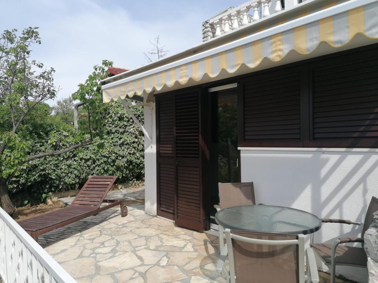 Apartments Villa Julia Trogir Exterior foto