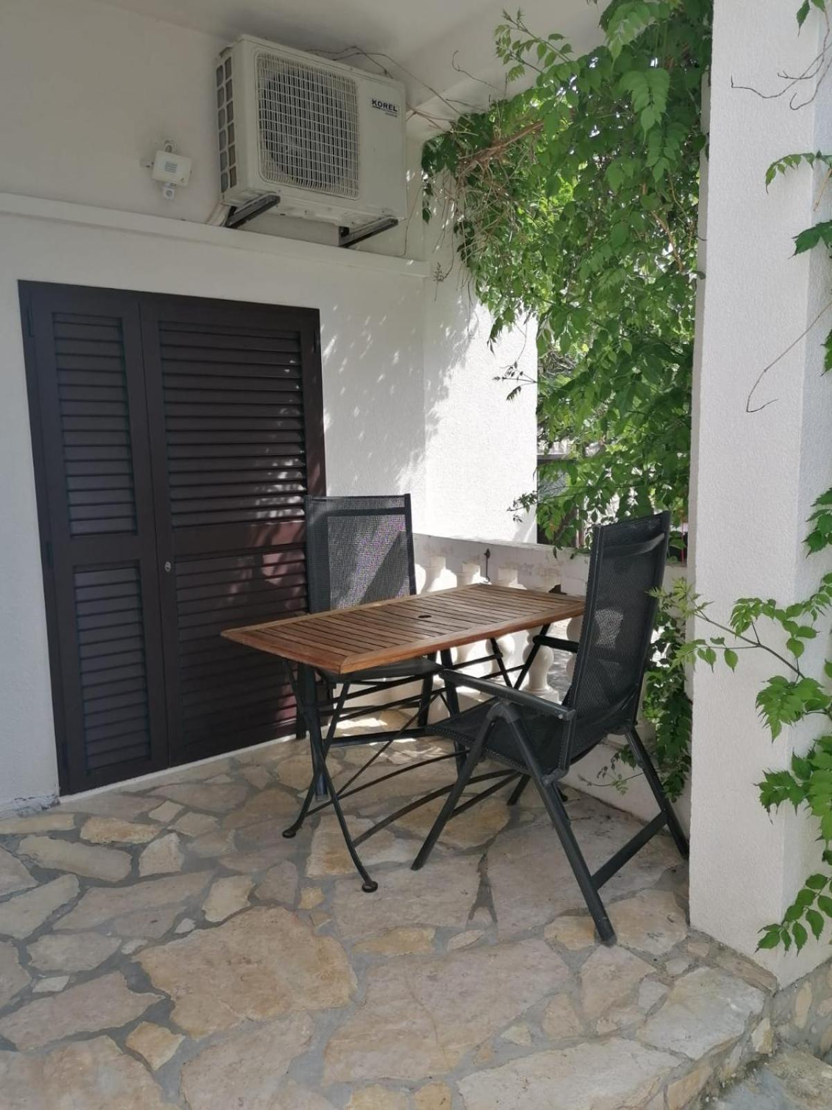 Apartments Villa Julia Trogir Exterior foto